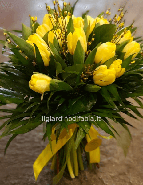 Bouquet di tulipani, colore secondo la disponibilità.