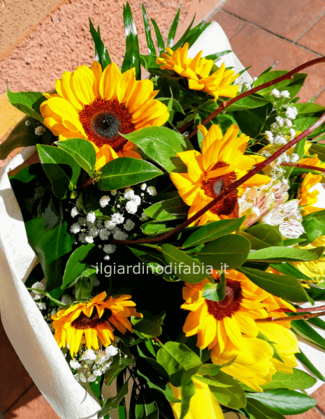 Fascio di girasoli